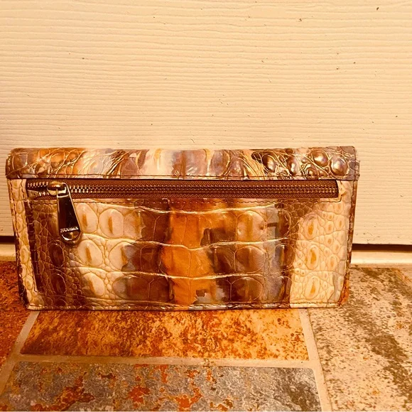 RARE!Brahmin ADY CARIBOU Brown Ivory Blue Gold Croc Embossed Leather Wallet!
